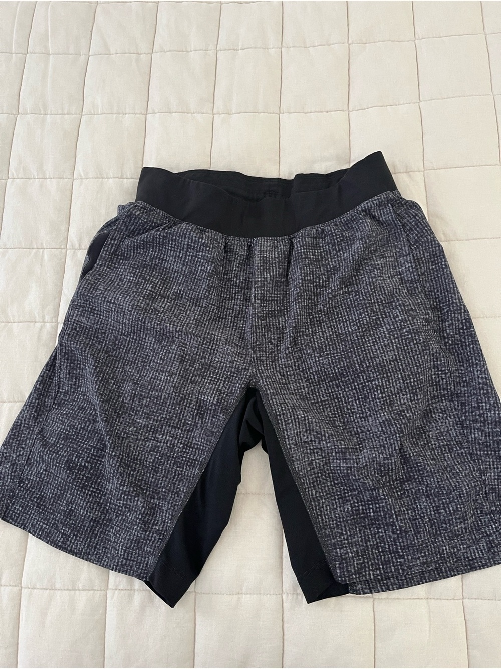 Men's Gray Lululemon  Shorts small